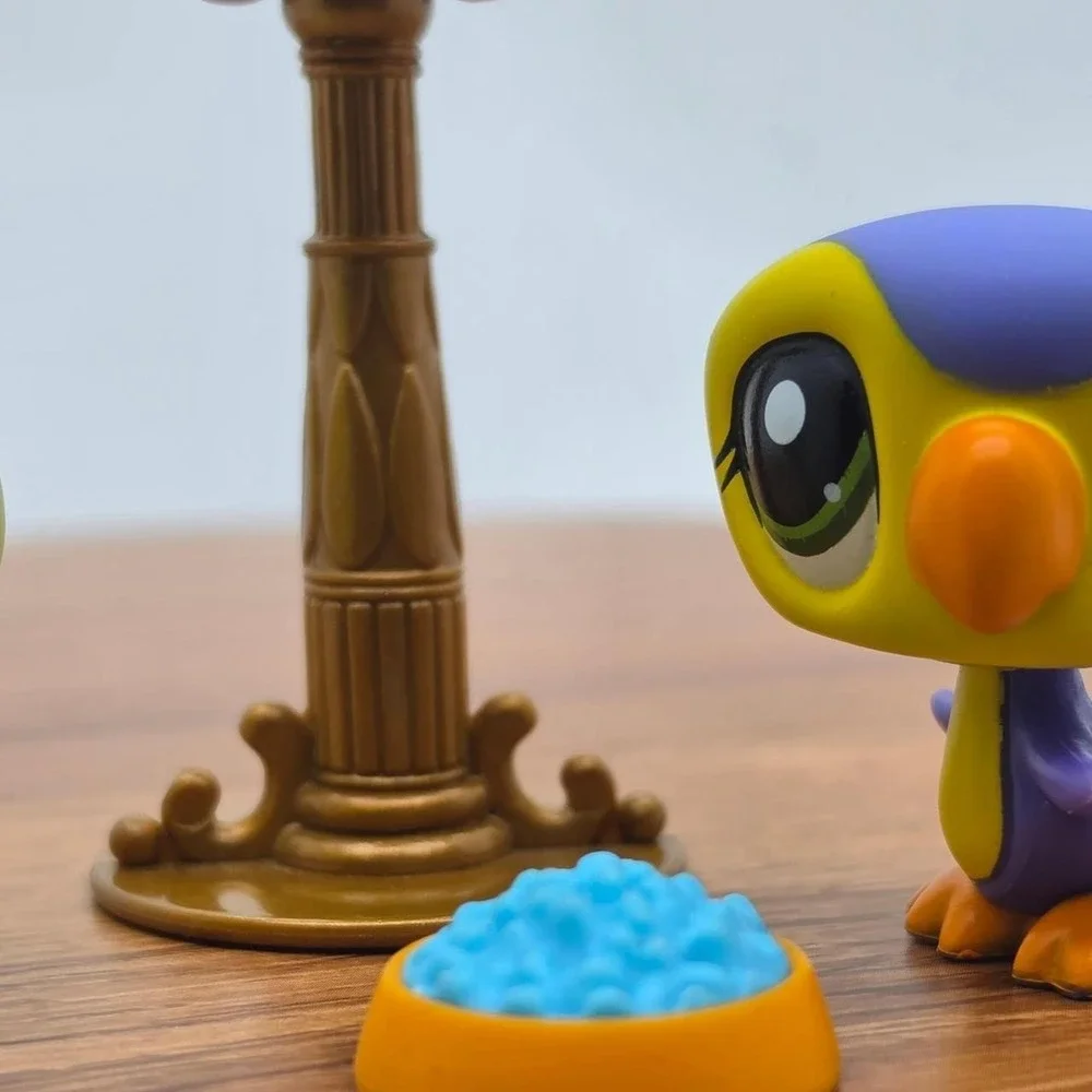 Littlest Pet Shop LPS Toucan & Cockatoo Bird Cage Lot Dollhouse Accessories